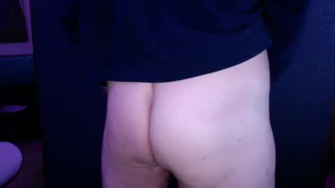 Snapshot of phatassgasmgirl chatting on September 29, 2:00 pm phatassgasmgirl online show from September 29, 2:00 pm