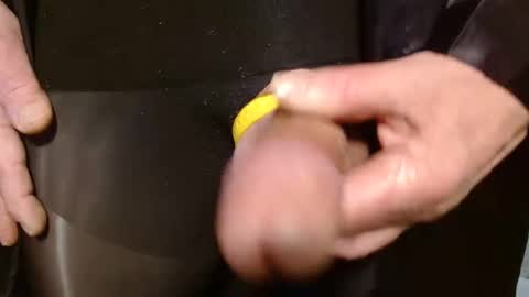 Snapshot of phathead100 chatting on January 2, 3:29 pm phathead100 online show from January 2, 3:29 pm