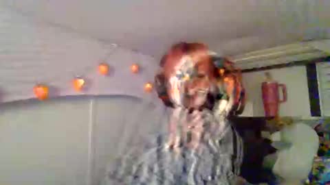 Snapshot of pheebs_cams chatting on December 27, 5:09 am Pheebs online show from December 27, 5:09 am