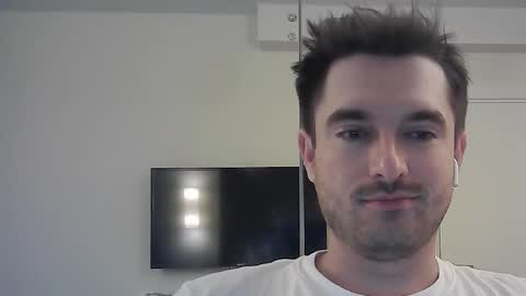 Snapshot of philborison chatting on October 1, 4:51 am PhilipBorison online show from October 1, 4:51 am