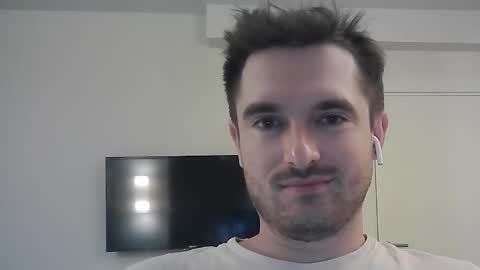 Snapshot of philborison chatting on October 2, 4:52 am PhilipBorison online show from October 2, 4:52 am