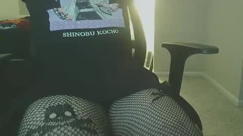 Snapshot of philiies08 chatting on November 12, 3:51 am Mia online show from November 12, 3:51 am