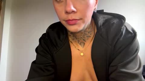 PHILLIP online show from October 25, 12:56 pm