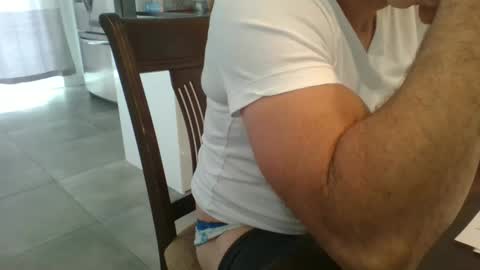 philouuuuu online show from January 15, 4:22 pm