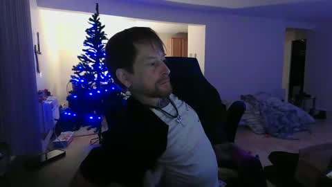 Snapshot of phrostdd chatting on December 20, 11:45 pm FrankenDaddy online show from December 20, 11:45 pm