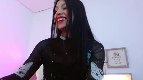 Liz online show from March 12, 7:49 pm