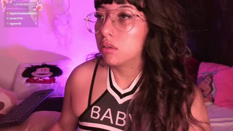 Snapshot of piafisher_ chatting on January 25, 2:03 pm PIA FISHER online show from January 25, 2:03 pm