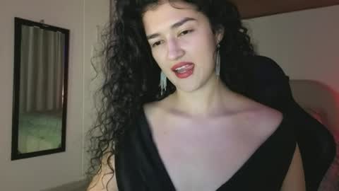 Snapshot of piama_burnss chatting on May 26, 11:56 pm piama_burnss online show from May 26, 11:56 pm