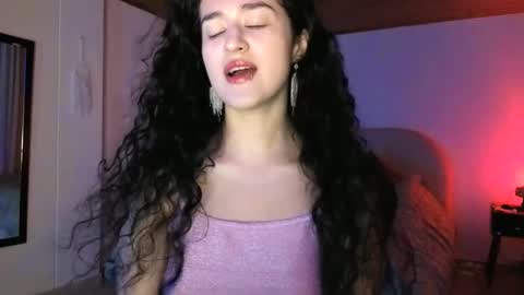 Snapshot of piama_burnss chatting on May 29, 11:58 pm piama_burnss online show from May 29, 11:58 pm