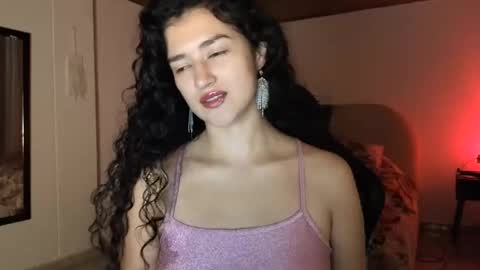 Snapshot of piama_burnss chatting on June 3, 12:24 am piama_burnss online show from June 3, 12:24 am