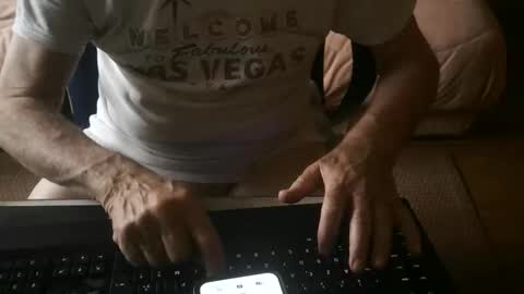 Snapshot of piavola chatting on June 4, 6:08 am piavola online show from June 4, 6:08 am