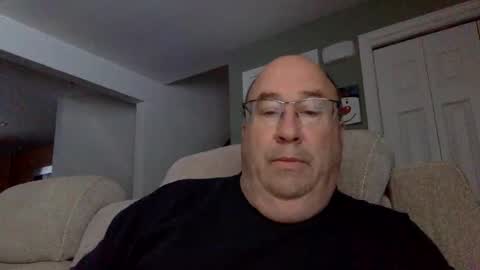 Snapshot of pickme11113 chatting on December 3, 12:38 pm pickme11113 online show from December 3, 12:38 pm