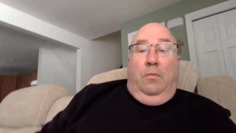 Snapshot of pickme11113 chatting on March 4, 12:44 pm pickme11113 online show from March 4, 12:44 pm