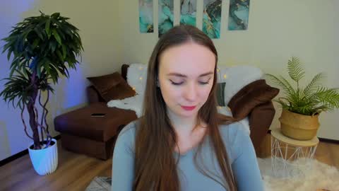 Emelie online show from February 7, 10:29 am