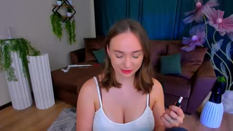 Emelie online show from October 14, 8:09 pm