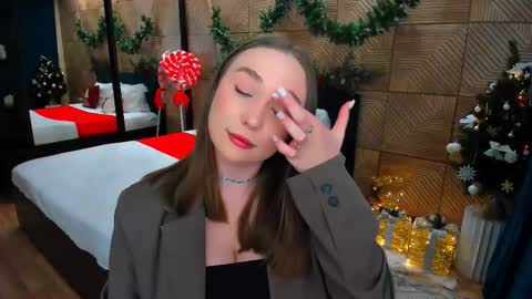 Emelie online show from January 13, 10:20 am