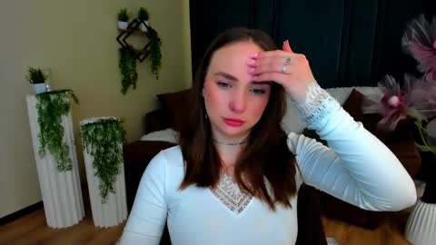 Emelie online show from March 10, 7:13 am