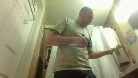 pierce702420 online show from April 3, 7:06 am