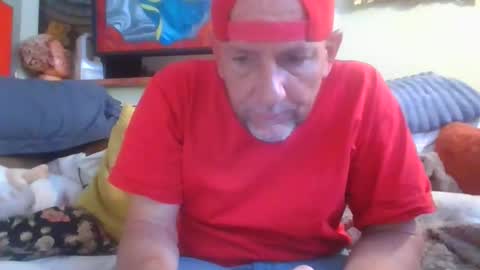 Snapshot of pierce702420 chatting on April 22, 7:26 pm pierce702420 online show from April 22, 7:26 pm