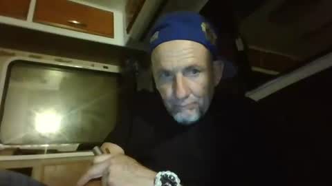 Snapshot of pierce702420 chatting on May 6, 4:52 am pierce702420 online show from May 6, 4:52 am