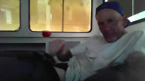 Snapshot of pierce702420 chatting on July 26, 7:32 pm pierce702420 online show from July 26, 7:32 pm