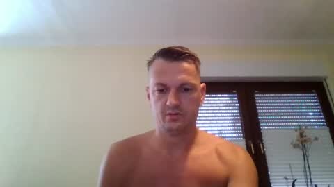 Snapshot of piercingsxxx chatting on June 30, 8:37 am piercingsxxx online show from June 30, 8:37 am