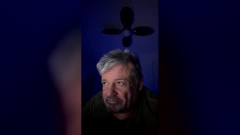 pierreth3 online show from March 11, 2:06 am