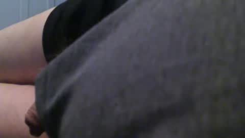 pierreth3 online show from April 7, 5:08 am