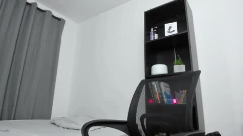 Pierre online show from February 26, 1:08 pm