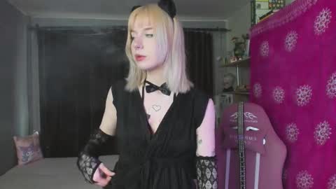 piginnya online show from September 20, 12:17 pm