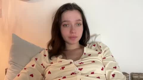 Snapshot of pileacadieri__ chatting on December 28, 9:52 am Trisha     online show from December 28, 9:52 am