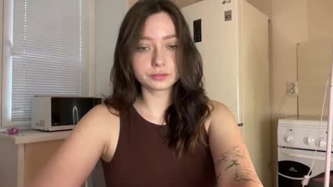 Snapshot of pileacadieri__ chatting on September 24, 11:02 am Trisha     online show from September 24, 11:02 am