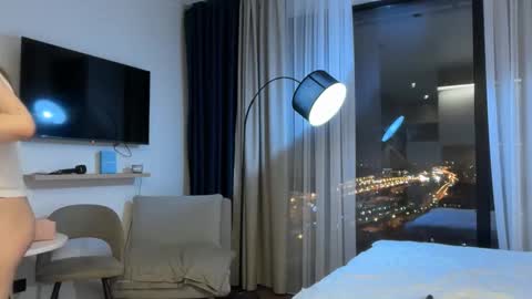 Snapshot of pileacadieri__ chatting on January 18, 4:33 pm Trisha online show from January 18, 4:33 pm