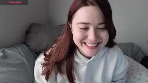 PilloGoddess online show from January 14, 8:58 pm