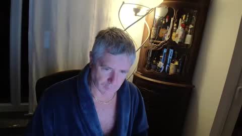 piloontje online show from November 28, 5:54 am