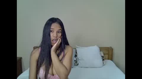 pinahotty online show from February 13, 8:27 pm