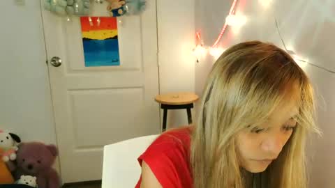 pinay beauty14 online show from February 18, 1:00 pm