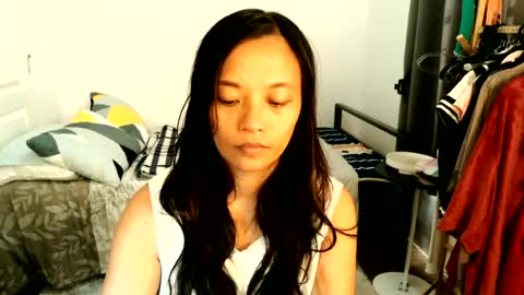 Snapshot of pinay_beauty14 chatting on June 18, 12:55 am pinay beauty14 online show from June 18, 12:55 am