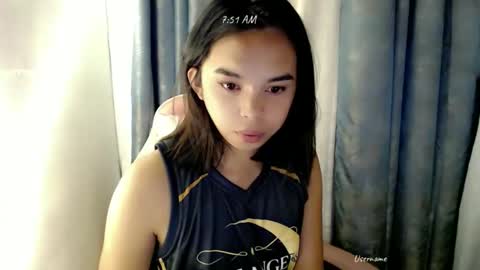 Snapshot of pinay_heart chatting on April 24, 11:51 pm heart online show from April 24, 11:51 pm
