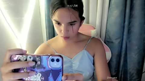 Snapshot of pinay_heart chatting on May 14, 5:47 am heart online show from May 14, 5:47 am