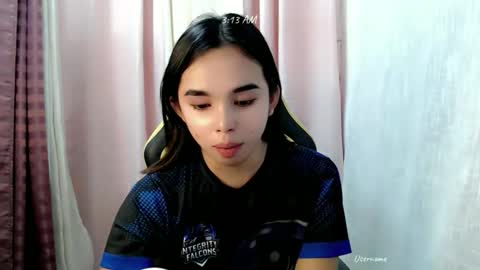 Snapshot of pinay_heart chatting on May 29, 7:12 pm heart online show from May 29, 7:12 pm