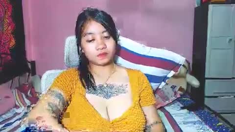 Snapshot of pinay_hotkisses chatting on January 11, 1:11 pm rio online show from January 11, 1:11 pm