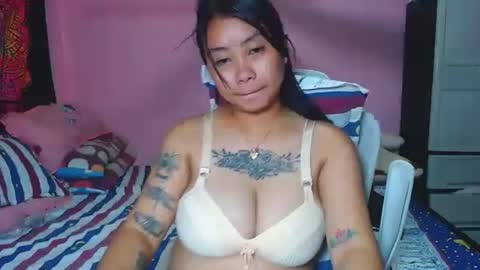 Snapshot of pinay_hotkisses chatting on January 12, 12:44 pm rio online show from January 12, 12:44 pm