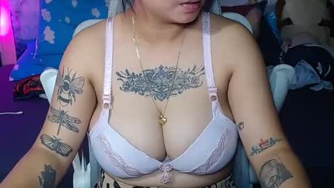 Snapshot of pinay_hotkisses chatting on January 31, 9:05 am rio online show from January 31, 9:05 am