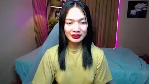 Shenna online show from September 18, 11:01 am