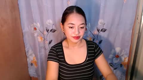 Snapshot of pinay_singlemomxs chatting on September 13, 4:12 am pinay_singlemomxs online show from September 13, 4:12 am