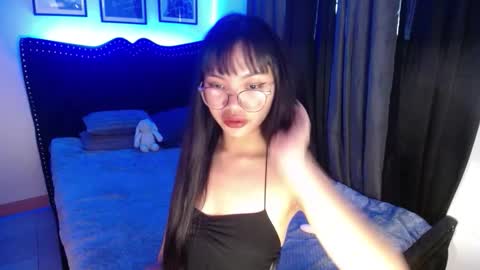 Snapshot of pinay_slutx chatting on September 28, 12:27 am dee online show from September 28, 12:27 am