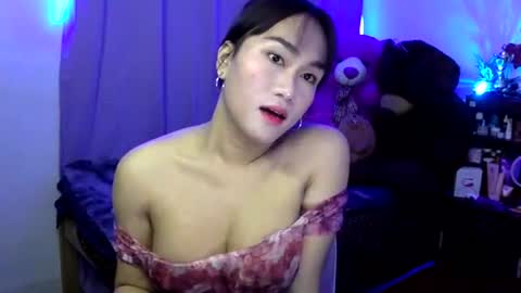 Snapshot of pinay_sofiexx chatting on January 22, 12:17 pm sofielove online show from January 22, 12:17 pm