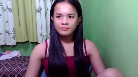 pinaymorena_rhowe online show from December 7, 3:04 am