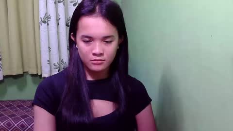 pinaymorena_rhowe online show from December 21, 12:42 am